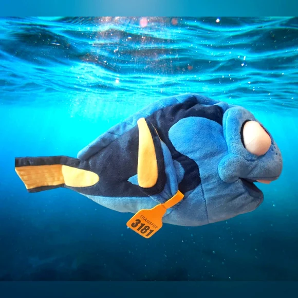 Disney | Toys | Finding Dory Plush Fish Pixar Disney Store Origina